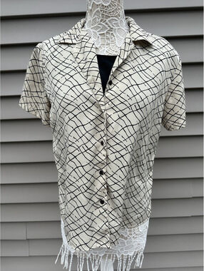 Notations Clothing Co. Vintage Inspired Beige and Black Abstract Grid Button Up